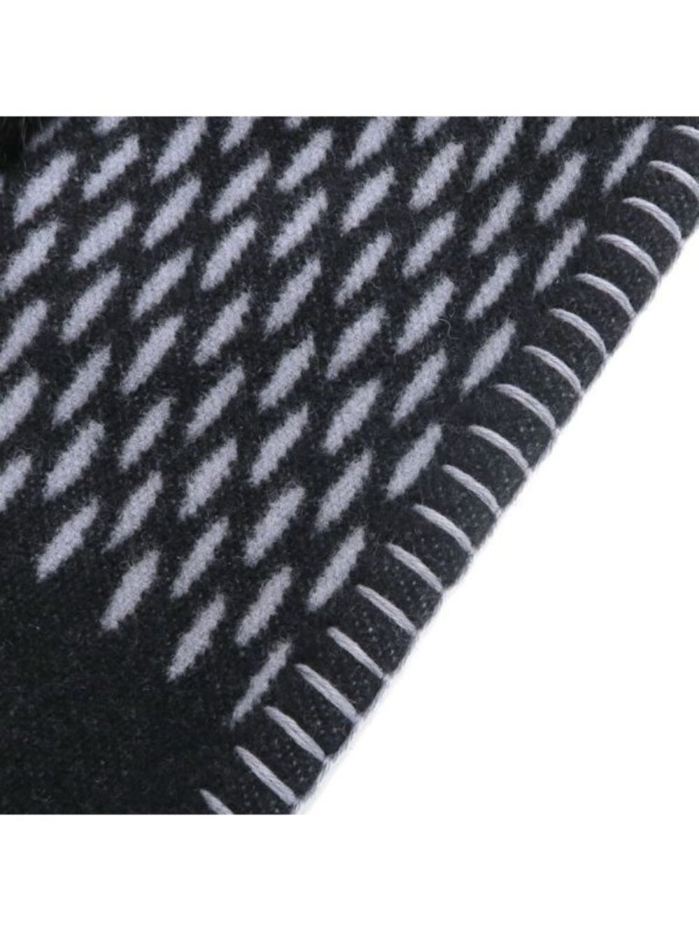 Louis Vuitton Echarpe Damier Warm - Picture 6 of 9